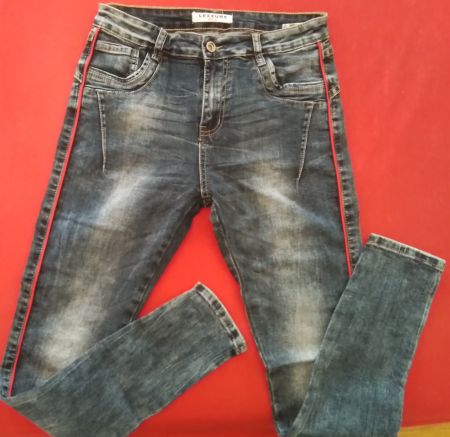 Jeans Lexxury / trendig mit roten Streifen / Gr. 38 NEU
