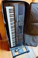 Yamaha PSR-EW410 Keyboard  mit Bank, Tasche, Ständer