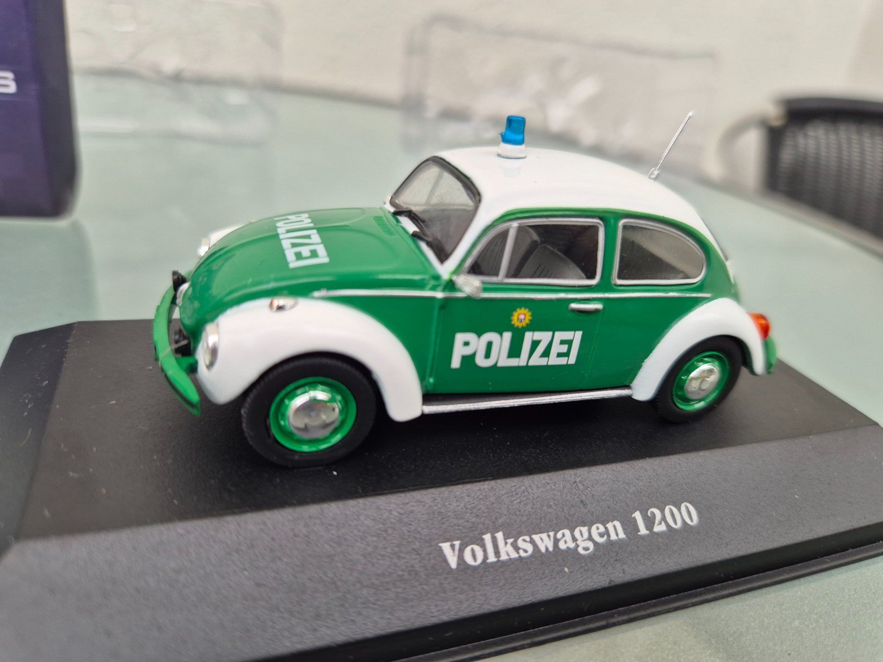 Volkswagen Modellini d'auto: VW Käfer Polizei von Atlas 1:43. – Nuovo (secondo la descrizione) da Oberbuchsiten venduto da laffite54 1