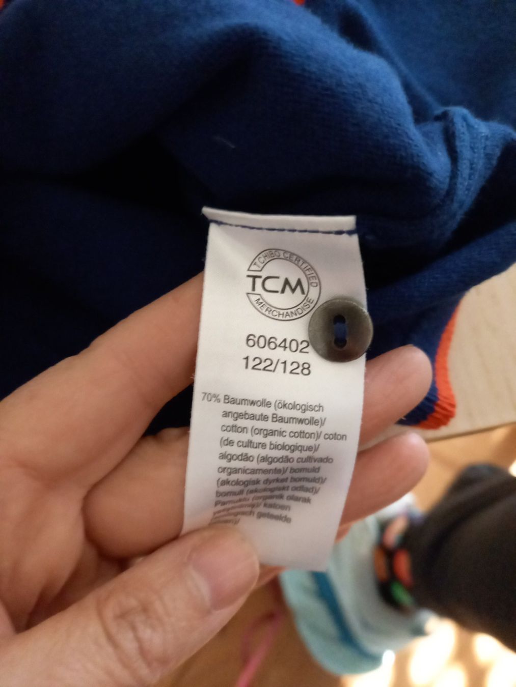 Tchibo Jacken & Mäntel: Schöne Strickjacke, Grösse 122/128 von Marke Tchibo. – Gebraucht aus Urdorf von Nataschli 1