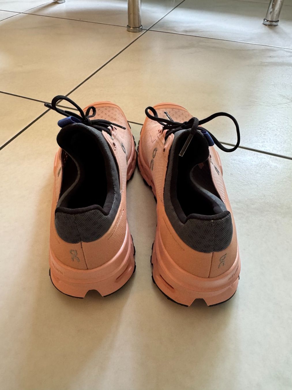 On Damenschuhe: NEU: ON CLOUD ULTRA Gr. 40 (USW 8.5) – Gebraucht aus Maienfeld von Fashion_2009 6