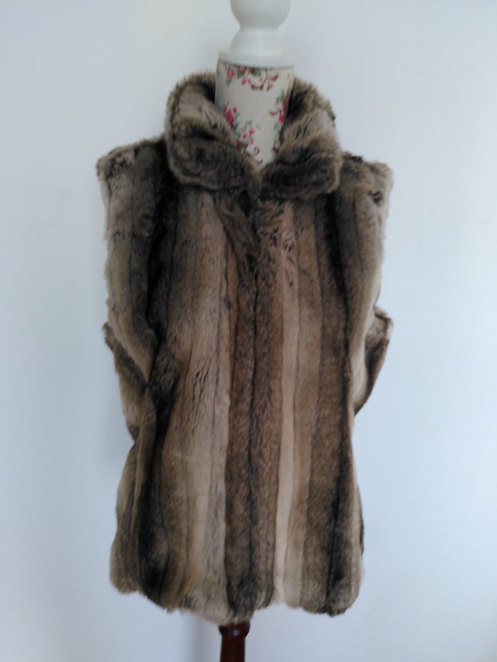 Jacken: Elegante Daunenjacke von Leonardo Gr.40 – Gebraucht aus Kriens von Wolly85 3