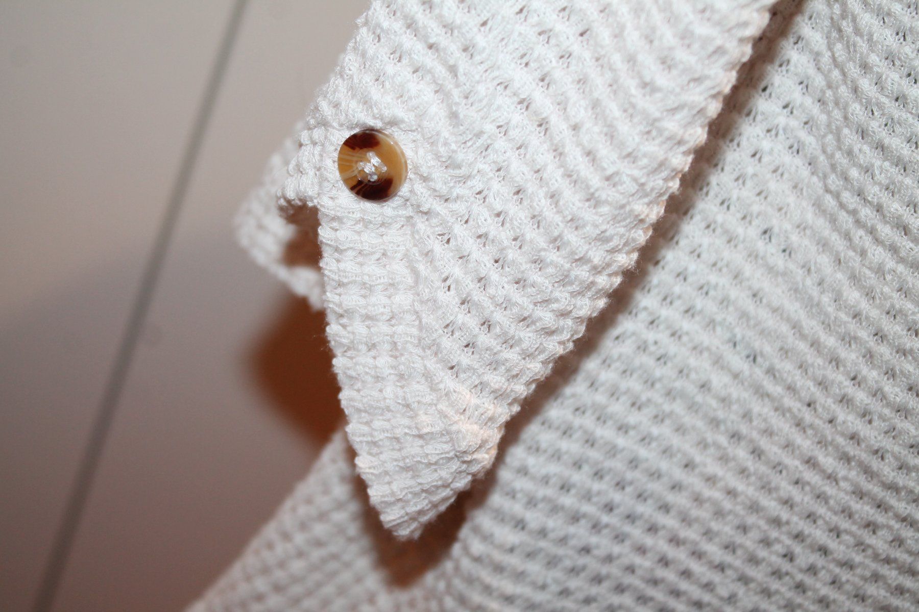 Maglioni & Felpe: Cooler Pullover mit Knopfdetails - Top Zustand! Waffelmuster – Usato da Hüttwilen venduto da pinti55