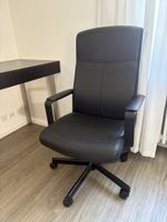 Bürostuhl schwarz Leder Optik Rollen funktionstüchtig 