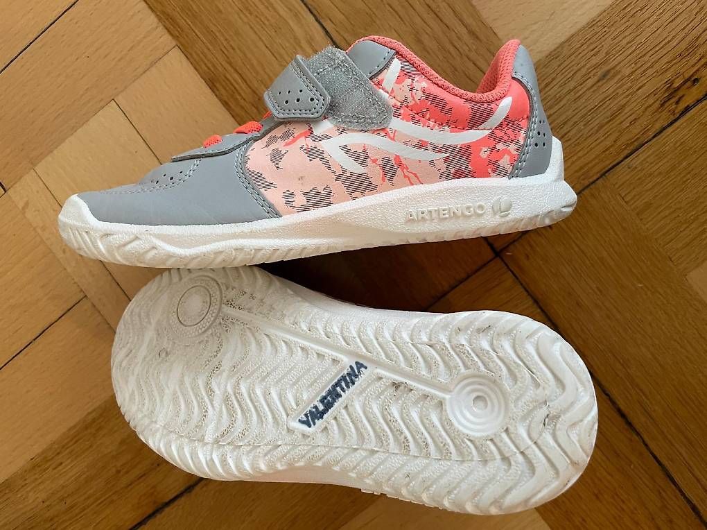 Chaussures filles: Turnschuhe 29 / 30 – D'occasion à Zürich par apfel018 2