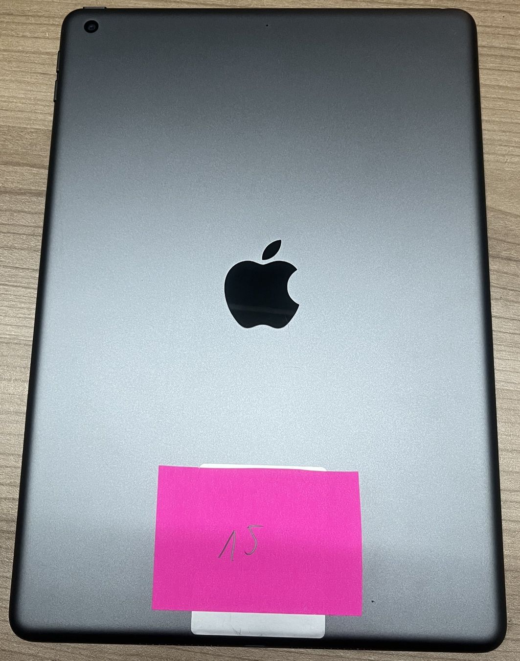 Apple Tablet PC: iPad A2270 (Nr.15) – Usato da Effingen venduto da meierto1