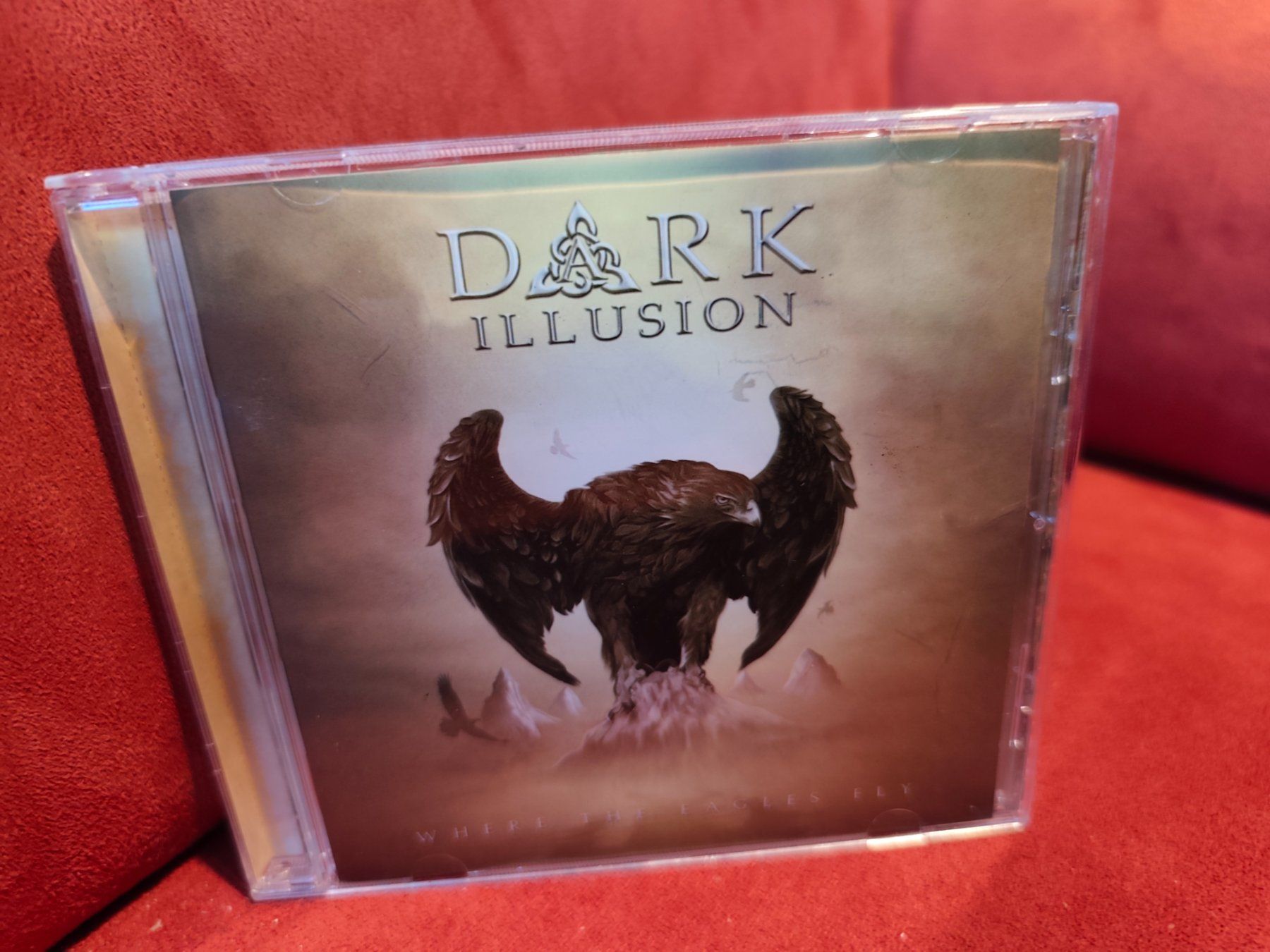 CD: Dark Illusion Where The Eagles Fly Power Metal – Usato da Zofingen venduto da noise123