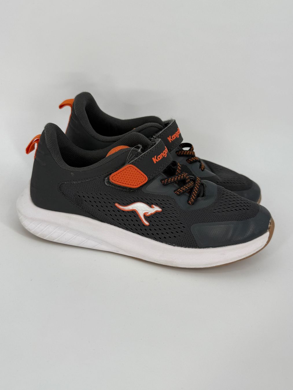 Scarpe per ragazzi: KangaROOS Kinderschuhe/ Sneaker Gr. 35 – Usato da Auenstein venduto da moin. 2