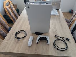 Playstation 5 Laufwerk OVP mit 8 Spielen