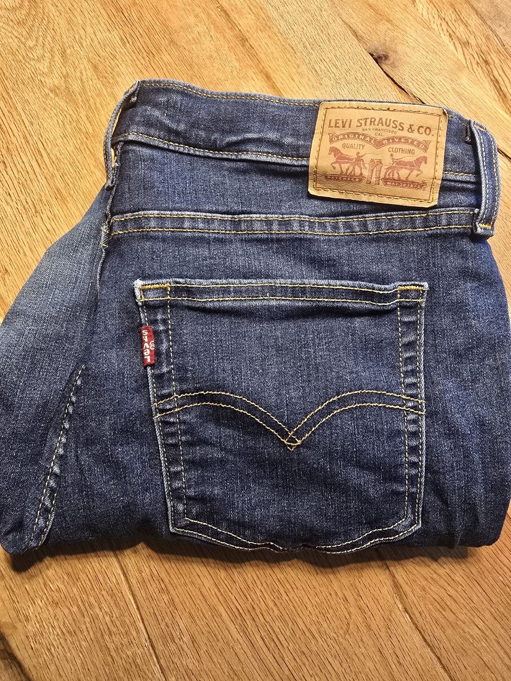 Levi's Jeans: LEVIS 720 SUPER SKINNY GR.33 – Usato da Möriken AG venduto da rowyta
