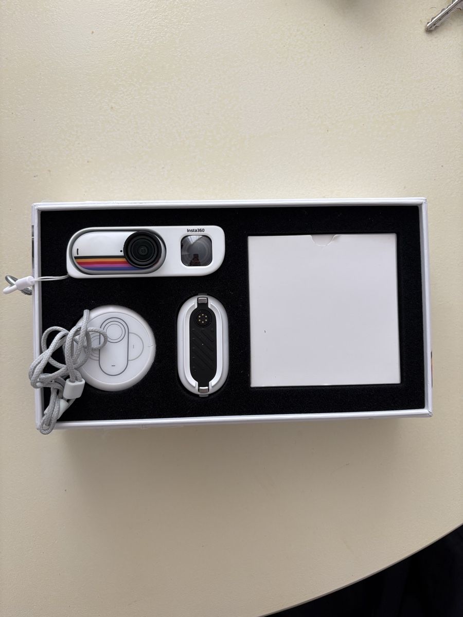 Insta360 Action Cam: Insta360 GO 3s Retro Bundle Special Edition – Neu (gemäss Beschreibung) aus St. Gallen von niciper