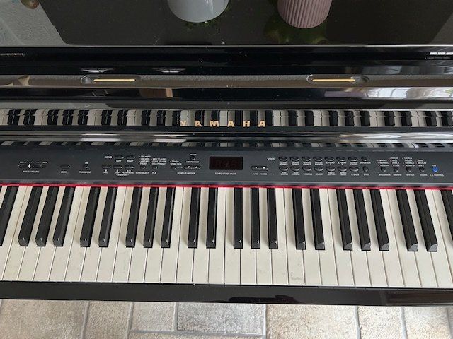 Yamaha Musikinstrumente: Einzigartig- Piano YAMAHA, digital – Gebraucht aus Sarmenstorf von Sauerstoff 3