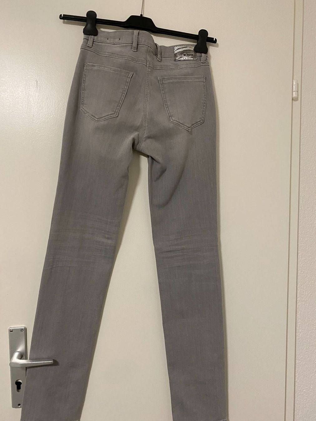 Jeans: Design Jeans Toni - neu – Nuovo e nell'imballaggio originale da Zürich venduto da tac_58l2 1