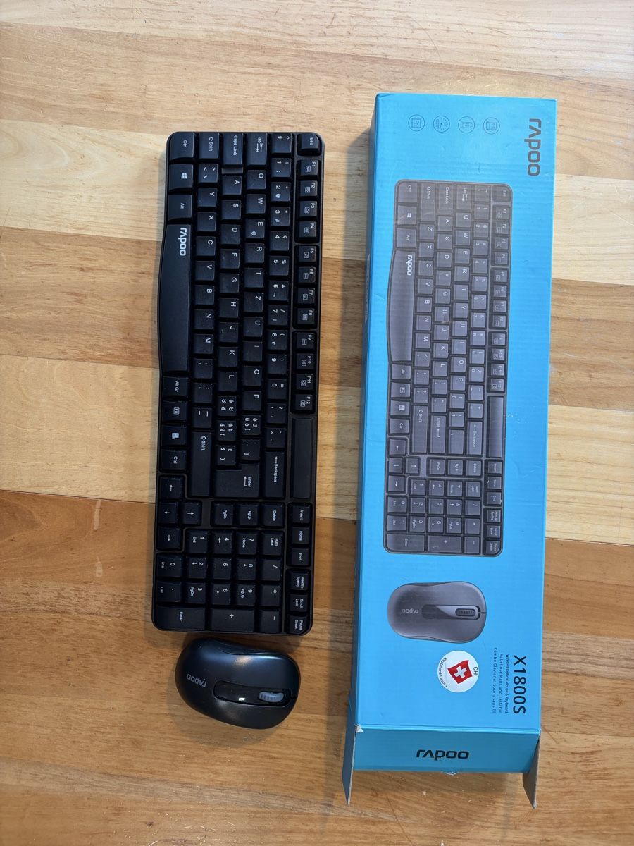 Rapoo Tastiere: Rapoo Combo Tastatur & Maus, neu – Nuovo (secondo la descrizione) da St. Gallen venduto da sch_g7cf 1