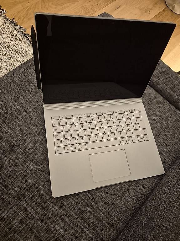 Microsoft Notebook: Microsoft Surface Book 2 – Usato da Wettswil venduto da Haifisch007 1
