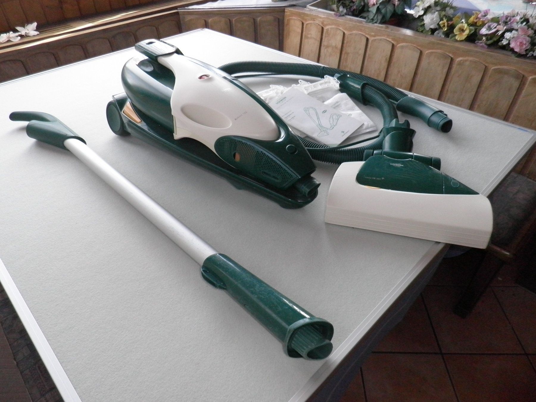 Vorwerk Aspirapolveri & Accessori: Vorwerk Tornado Schlitten 135 / EB 351 – Usato da Oftringen venduto da shoptwotrade 8
