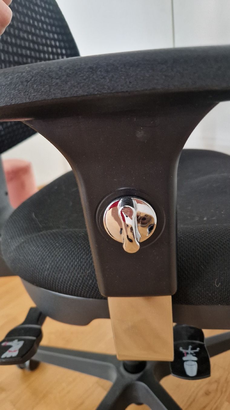 Sedie: Chaise de bureau noire confortable – Usato da Biel/Bienne venduto da Boozook 4
