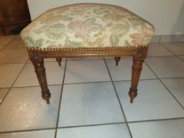 Antiker Louis Philippe Hocker  52 x 48 , 42hoch