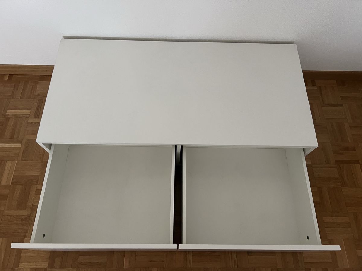 Cassettiere: Lowboard weiss mit 2 Schubladen, neuwertig – Nuovo (secondo la descrizione) da Rüschlikon venduto da Picpara 3