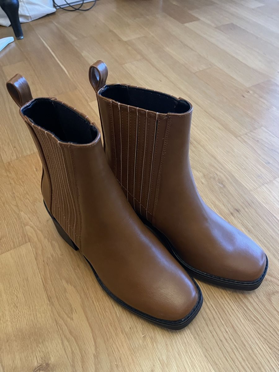 Damenschuhe: Braune Stiefeletten – Neu (gemäss Beschreibung) aus Kreuzlingen von qos_99wt 1