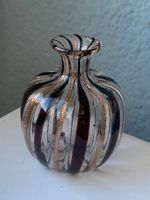 Kleine Glasvase Murano gestreift mit Gold Vintage