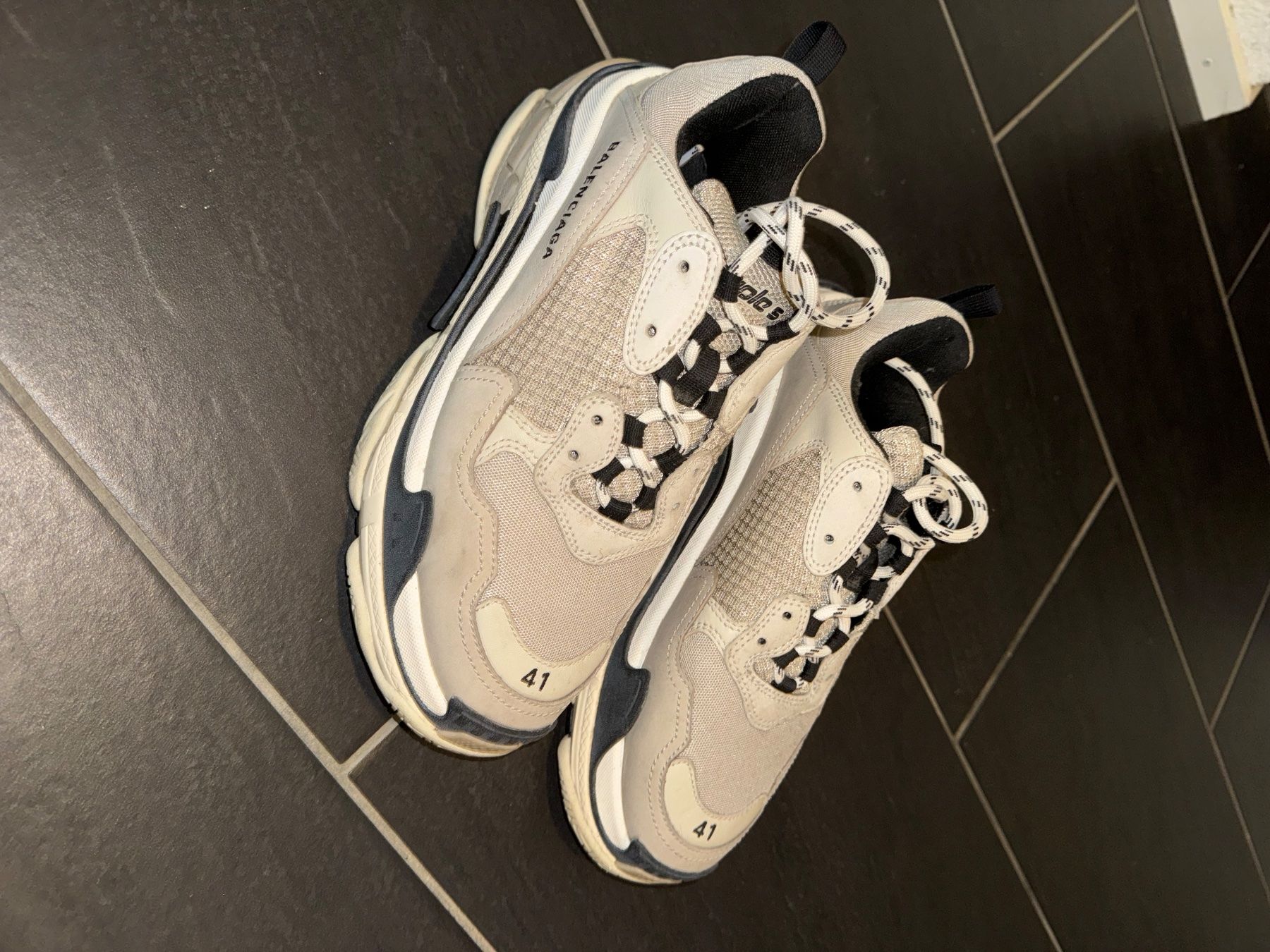 Scarpe da uomo: Balenciaga Triple S sneaker – Usato da Meiringen venduto da Martinez002 3