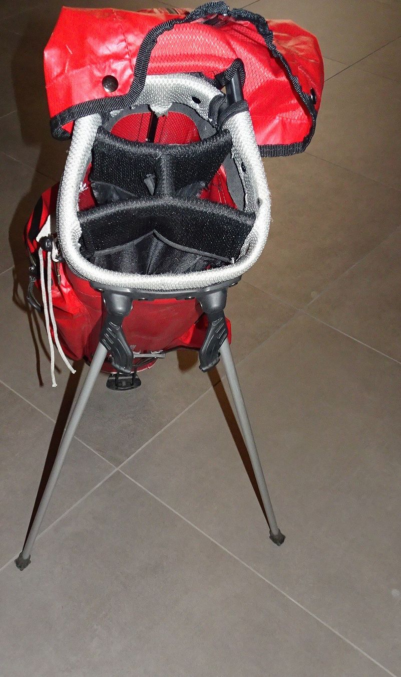 Taschen: Golfbag Big Max Aqua Ocean rot gebraucht – Gebraucht aus Bassersdorf von Brilliance 7