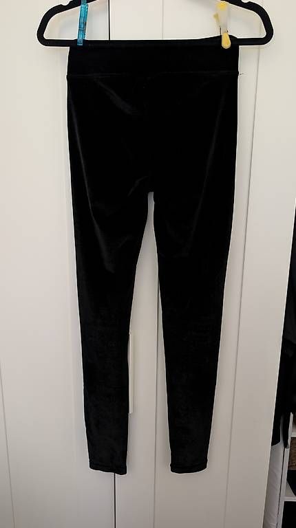 Leggings: Black velvet Leggings XS – Usato da Erschwil venduto da andora00 3