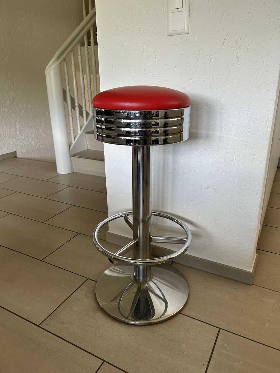 Sgabelli: Barhocker rot mit Chrom Fuss – Usato da Turbenthal venduto da Wafd