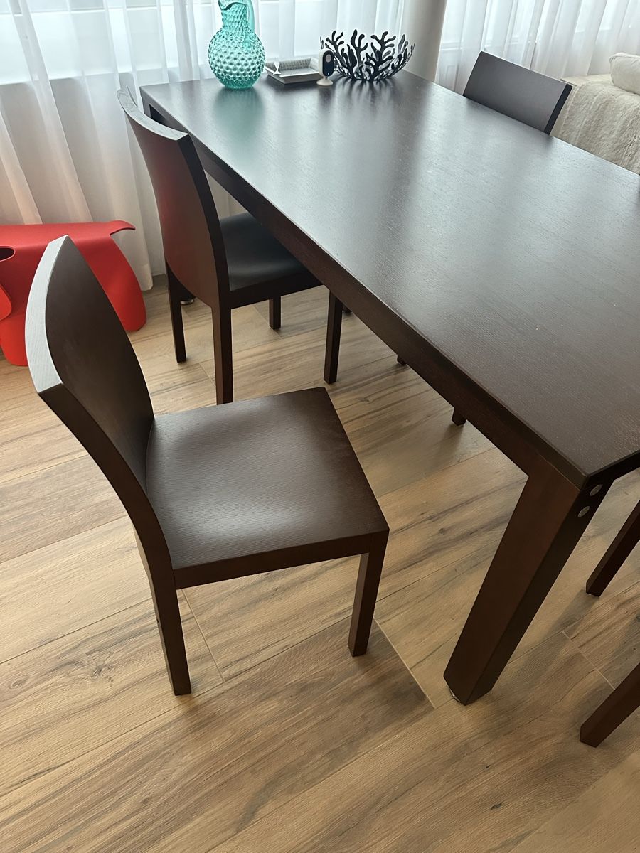 Set di tavolo e panche: Original Bulthaup Solid Wood Dining Table Set with 5 Chairs – Usato da Uhwiesen venduto da CelineDior 2