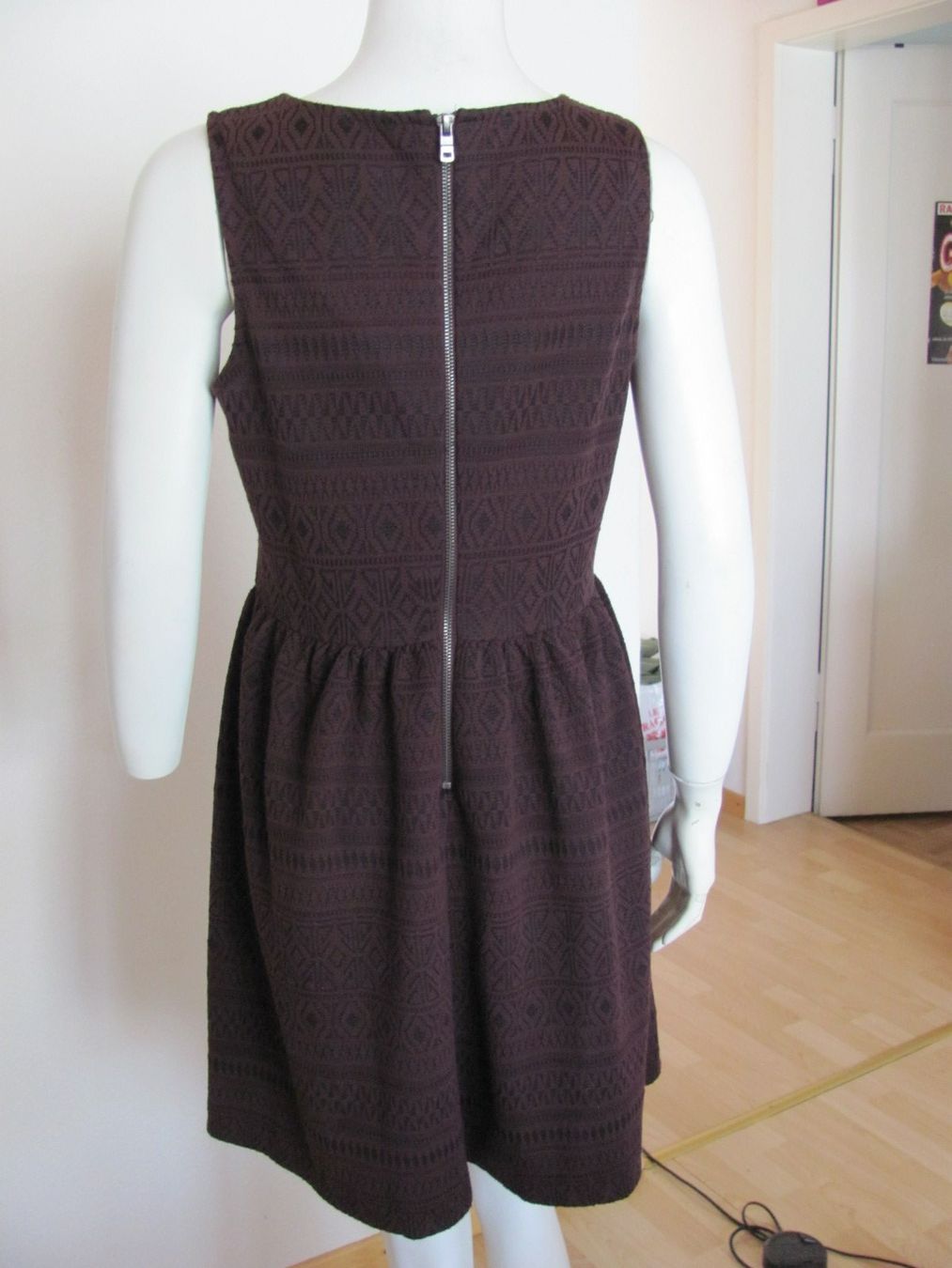 Only Vestiti: Schönes Kleid Bordeaux Gr.L eher M – Usato da Gümligen venduto da Fantapanda 4