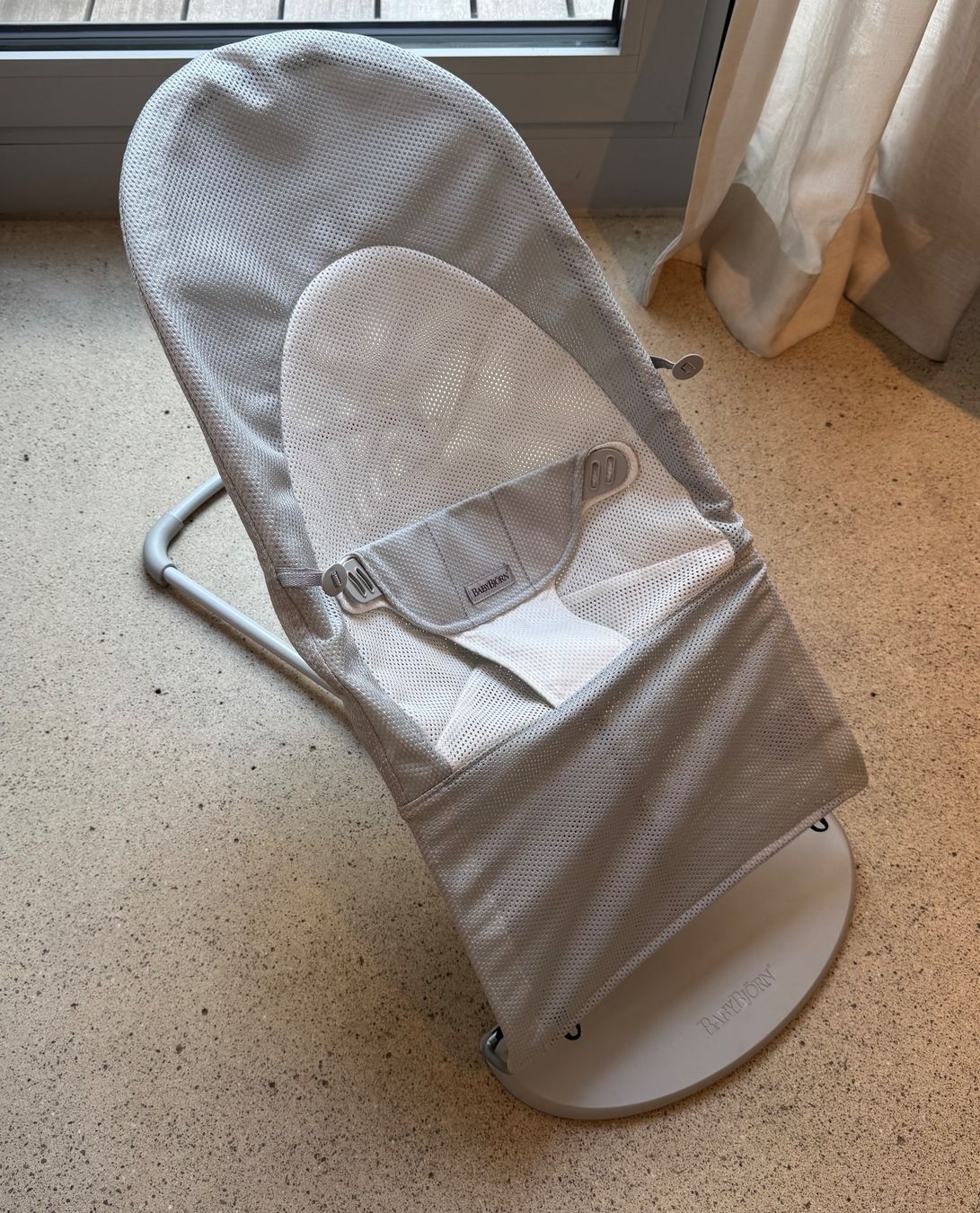 Babybjörn Sdraiette & Sdraiette a dondolo: Baby Björn Wippe – Usato da Zürich venduto da mueflo00