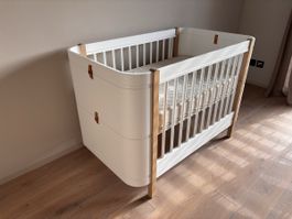 OLIVER FURNITURE WOOD MINI+ BABYBETT INKL. UMBAUSET