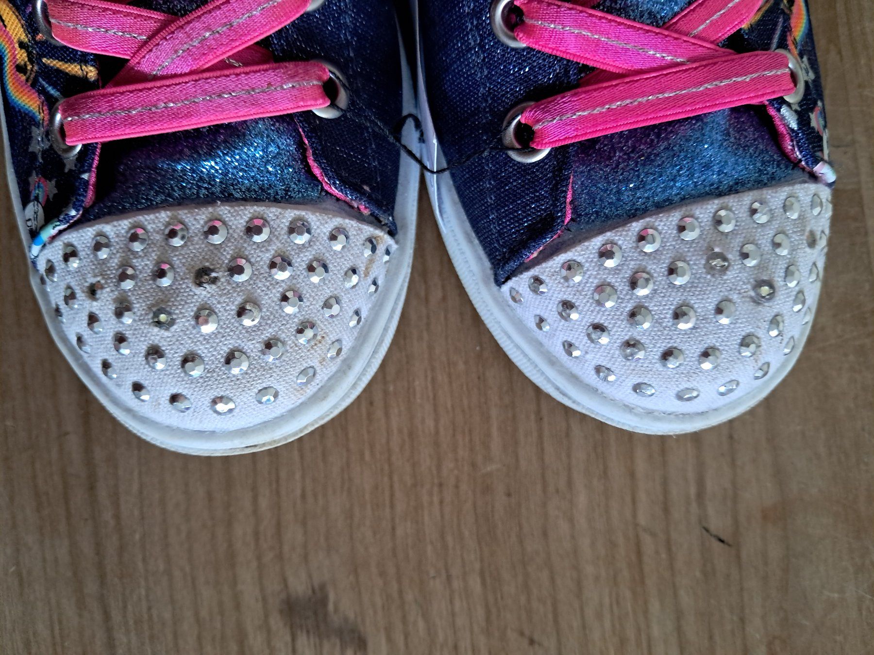 Scarpe per ragazze: Schuhe mit Blinklichtern Gr. 32 – Usato da Ipsach venduto da ginko24 2
