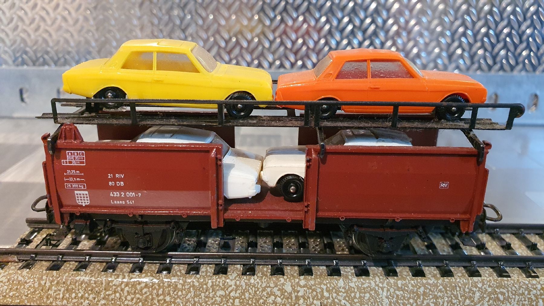 Märklin Modellini di ferrovie: MÄRKLIN 4613 GÜTERWAGEN  – Usato da Männedorf venduto da Modellbau-wyss 2