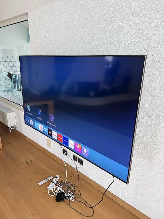 Fernseher: TV samsung QLED 75cm – Gebraucht aus Savagnier von ben_dx9b 3