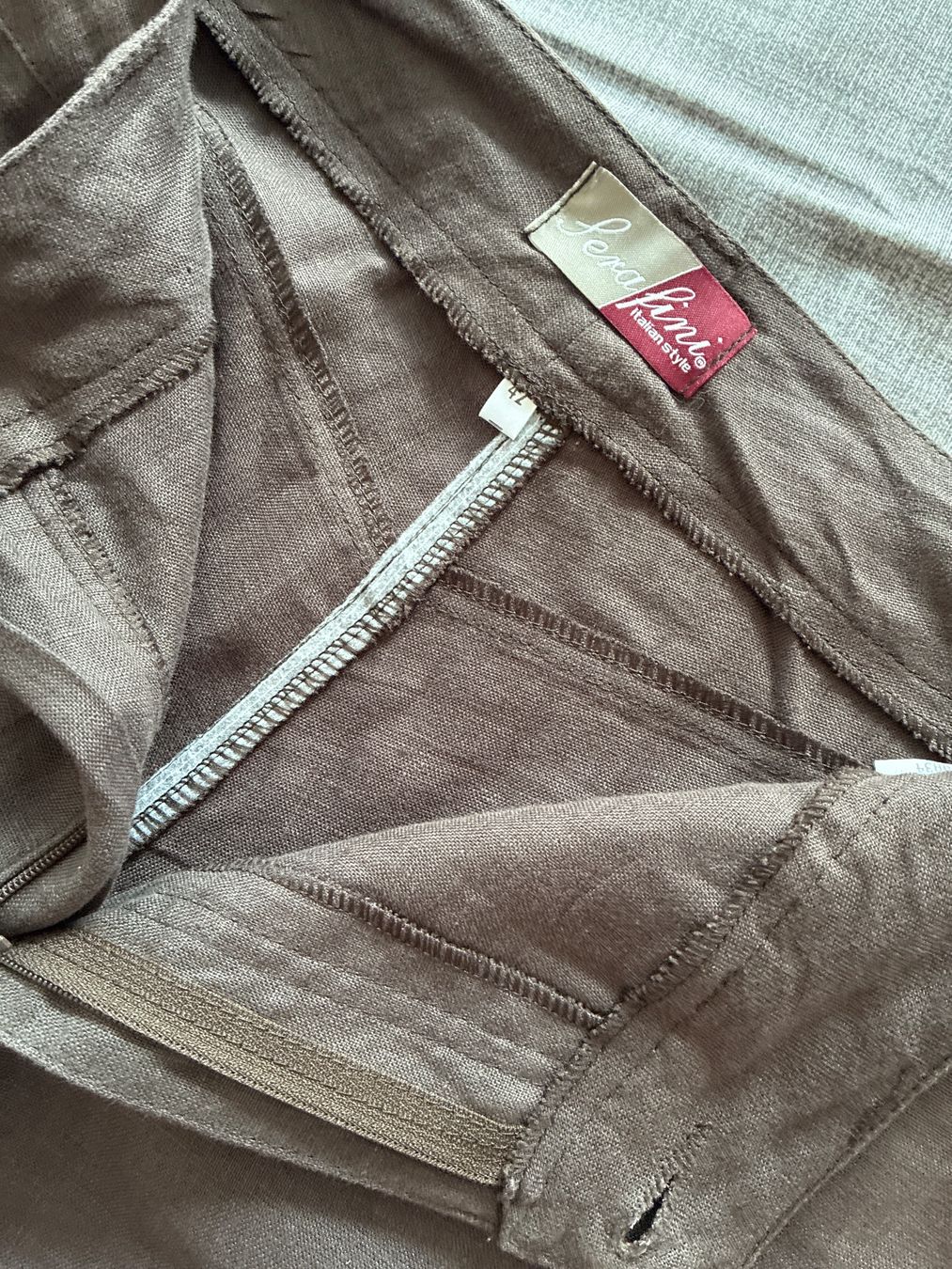 Pantaloni: 7/8 Leinenhose von Serafini Gr. 42 – Usato da Davos Platz venduto da nanigl 6