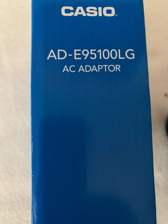 Adaptador de Voltaje 100V – 240V AC; V, DC 9.5 V, CASIO AD-E95100L
