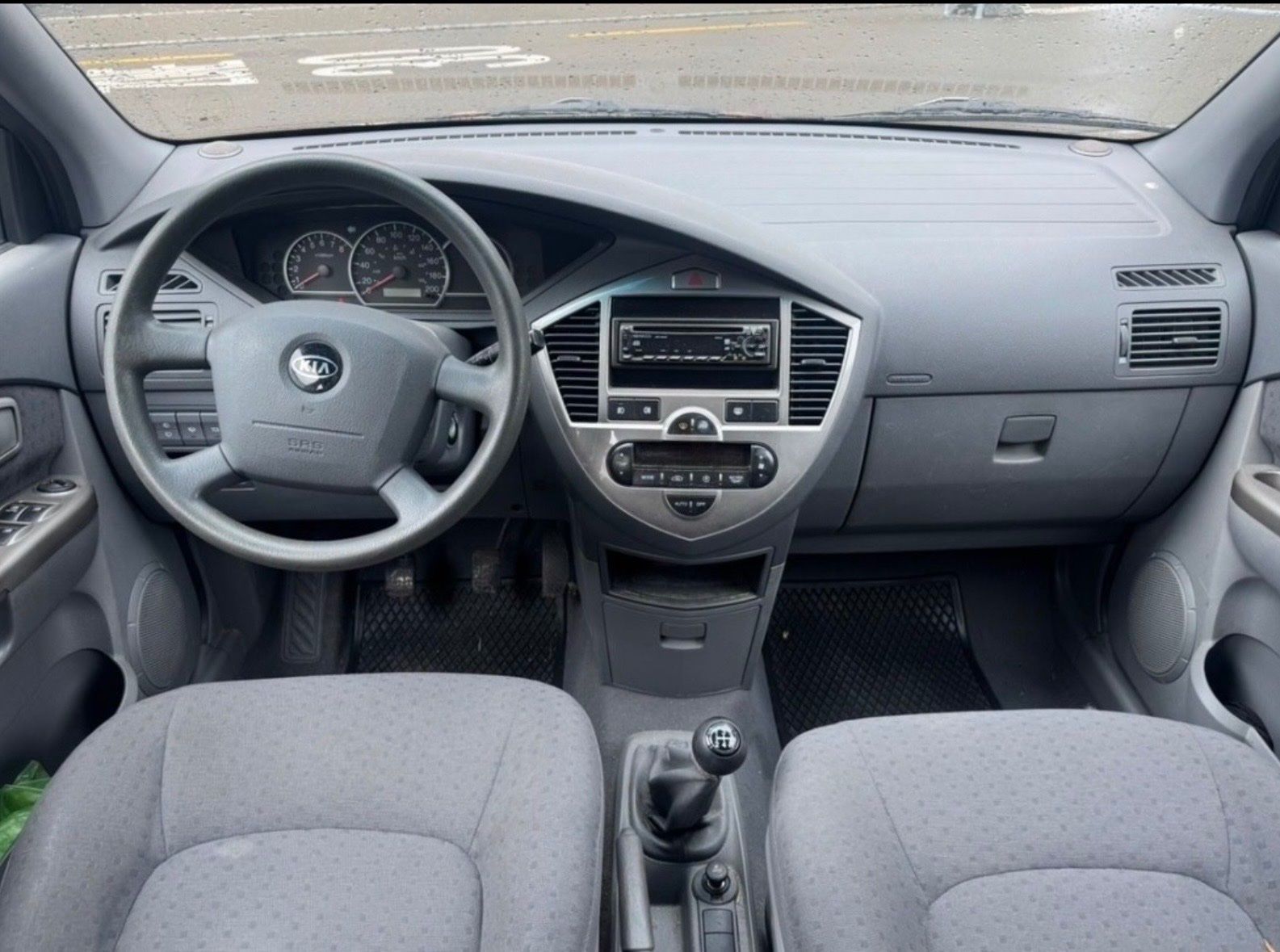 Kia Autos: Kia Carens – D'occasion à Marbach SG par Gomes81 3