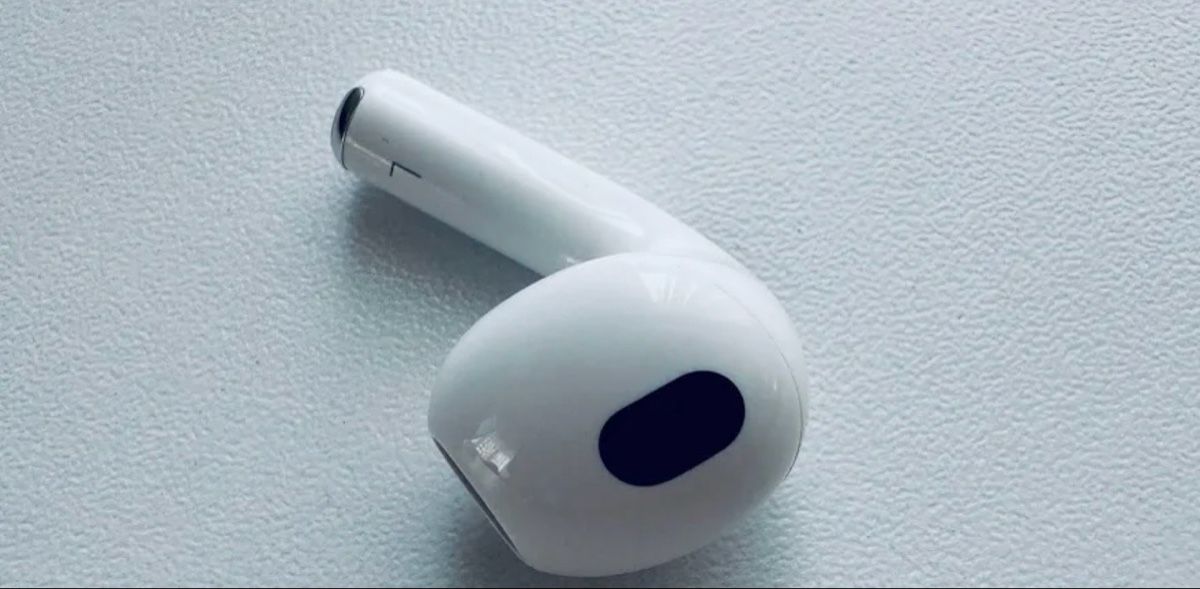 Apple Cuffie: Apple AirPods 3. Generation  Linker Ohrhörer – Usato da Zürich venduto da Dar_bgc8 3
