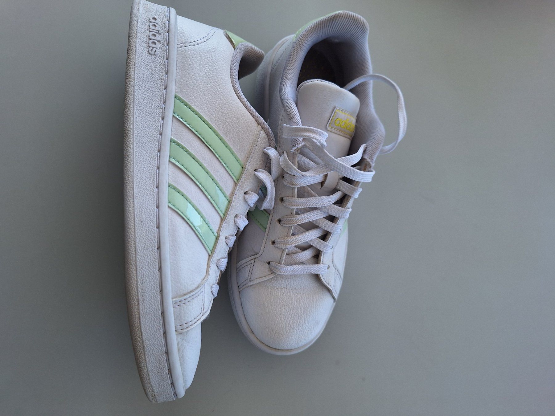 Adidas Schuhe für Mädchen: Sneakers Girls – Gebraucht aus Cham von Fiftyfive 3