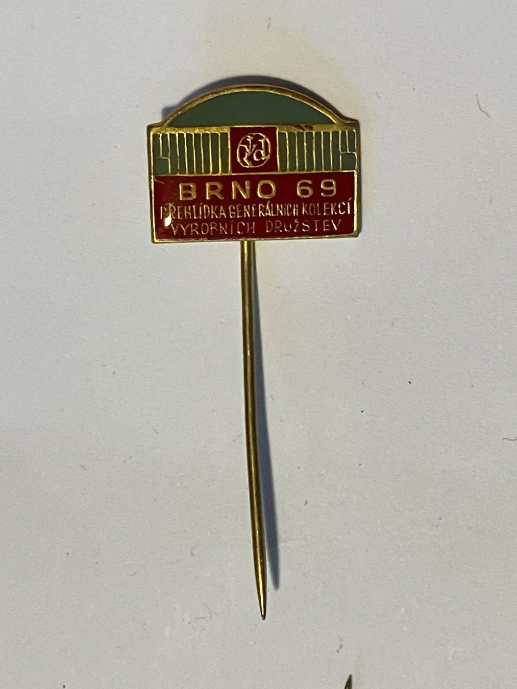 Placchette & Badge: 1 Anstecknadel BRNO 69 – Usato da Basel venduto da djwwpp