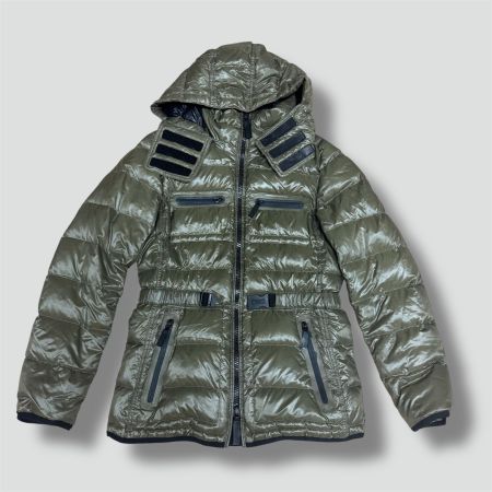 Burberry Sport khaki down winter jacket Daunenjacke grün
