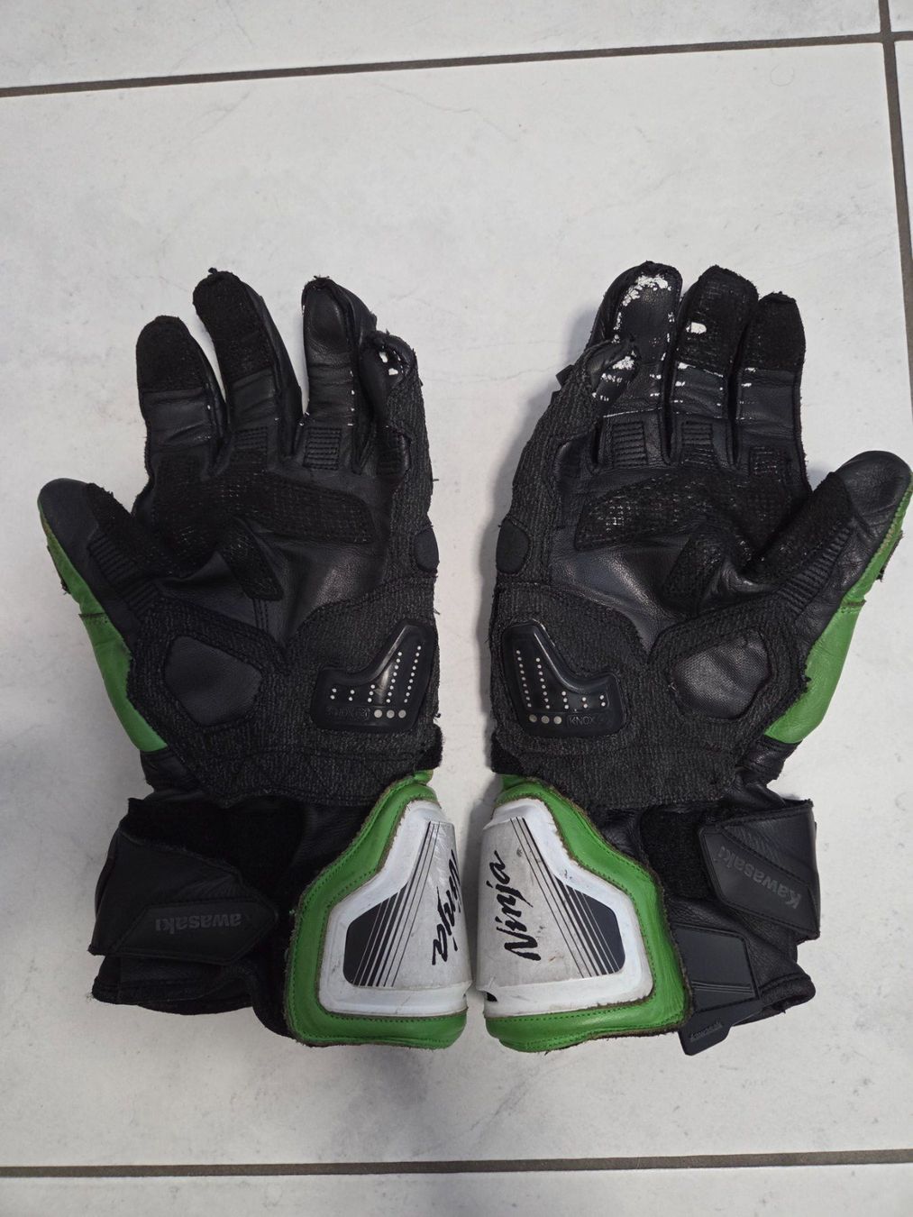 Anzüge: Kawasaki Ninja Lederkombi mit Handschuhen – Gebraucht aus Kaisten von Florian366 2