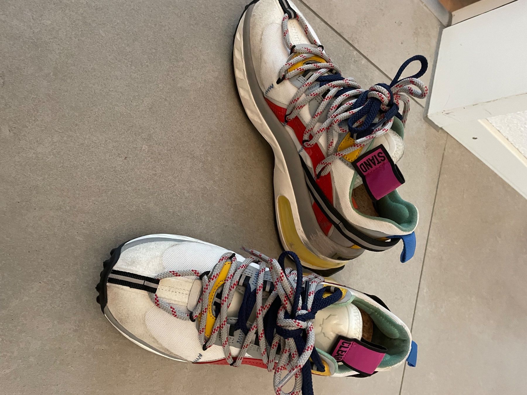 Dsquared2 Chaussures femmes: Dsquared Sneakers – D'occasion à Zunzgen par mel_y6w2 1
