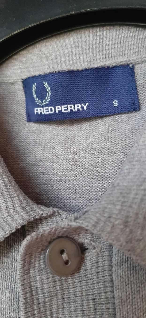 Fred Perry Magliette Polo: fred perry polo-shirt – Nuovo (secondo la descrizione) da Montreux venduto da j44_5f9m 2