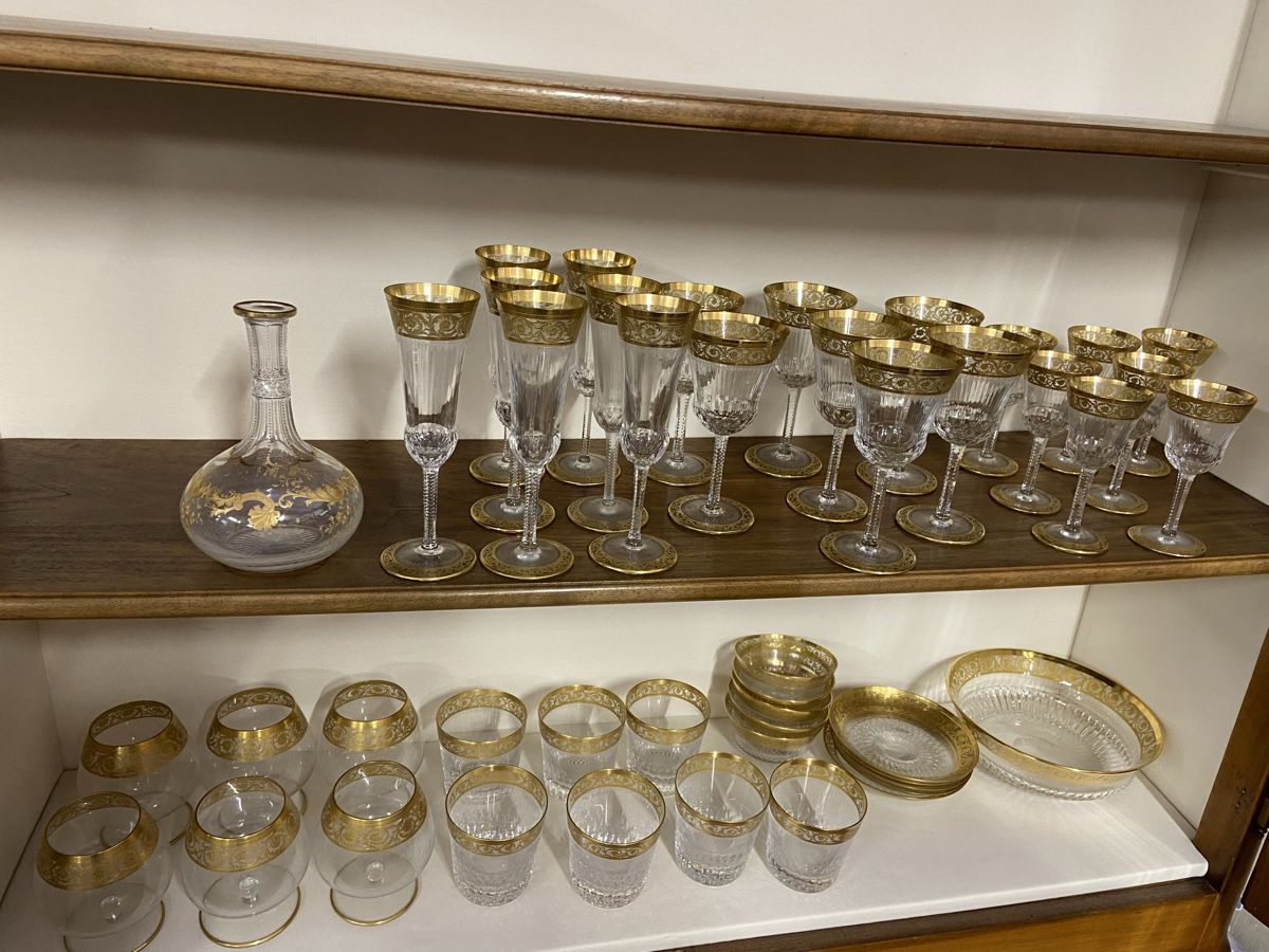 Set di piatti: St.Louis Crystal Gläser 46teilig – Usato da Dietikon venduto da brocki-eyra 6