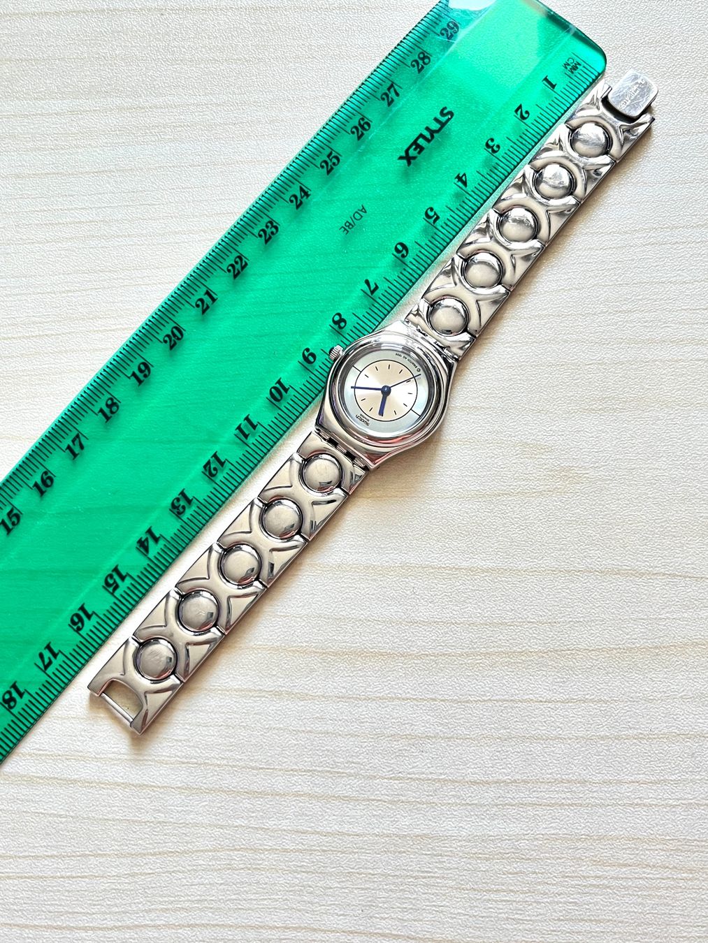 Swatch Orologi: Swatch Damen Armbanduhr – Usato da Grenchen venduto da chththl 9
