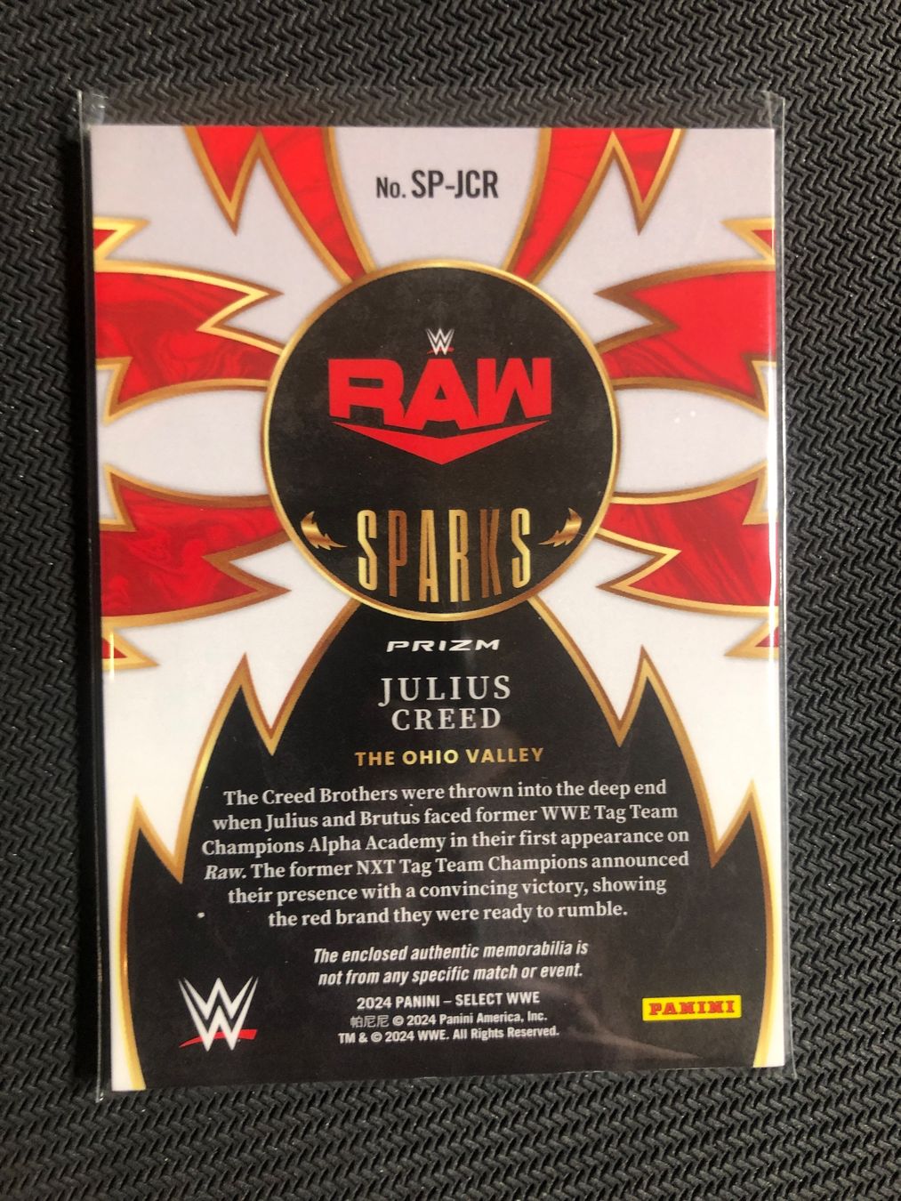 Topps Sammelbilder & Trading cards: Panini Select WWE Julius Creed patch – Gebraucht aus Wangenried von Garagara 1