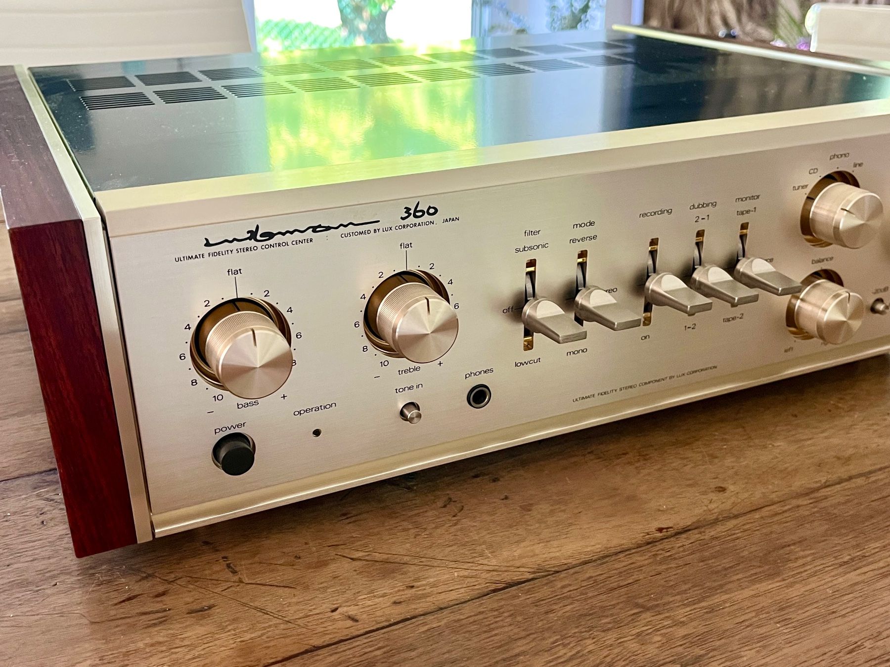 Luxman Amplificateurs: Luxman CL-360 Röhrenvorverstärker – D'occasion à Kilchberg ZH par Jaysteve